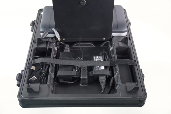 + Low-Cost + Komplett-Prüfkoffer Compact