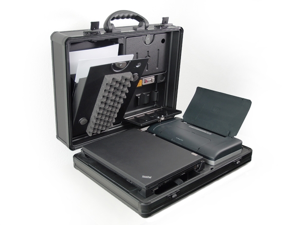 + Low-Cost + Komplett-Prüfkoffer Compact